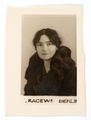 Nelly Sachs, um 1938. Automatenbild im KaDeWe  Foto: Privatbesitz